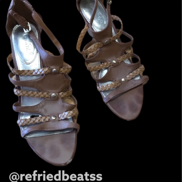 Braided Sandals - Picture 6 of 6